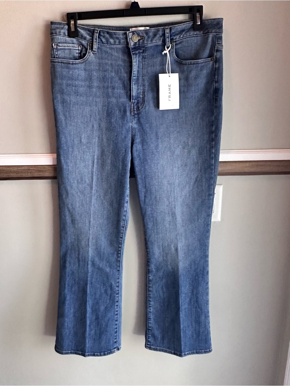 FRAME Le Crop Mini Boot Jeans Disarm Blue